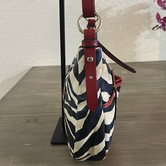 DOONEY & BOURKE 1975 Black/Cream/Red Leather Zebra Hobo Top Zip Shoulder Bag VTG - Picture 6 of 12